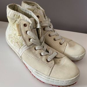 Triple Five Soul Canvas Sneakers Men’s 9.5